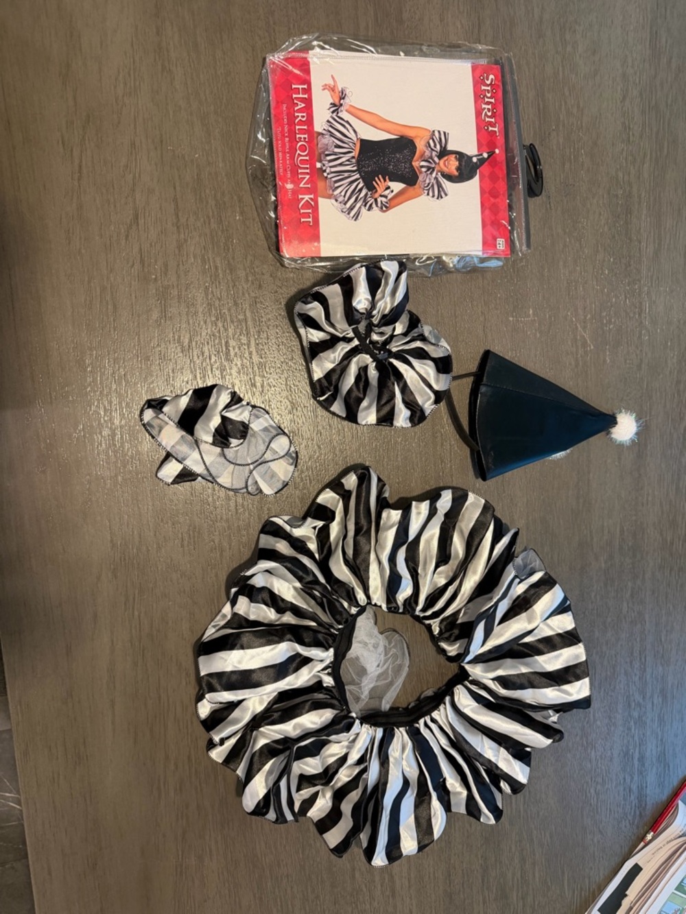 Spirit Black and White Striped Harlequin Accessory Kit